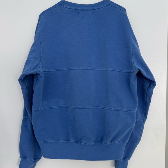 SoulCycle Sky Blue Crest Crew Neck Sweater Split Seam Derek Sweatshirt 💯 cotton - Picture 5 of 7